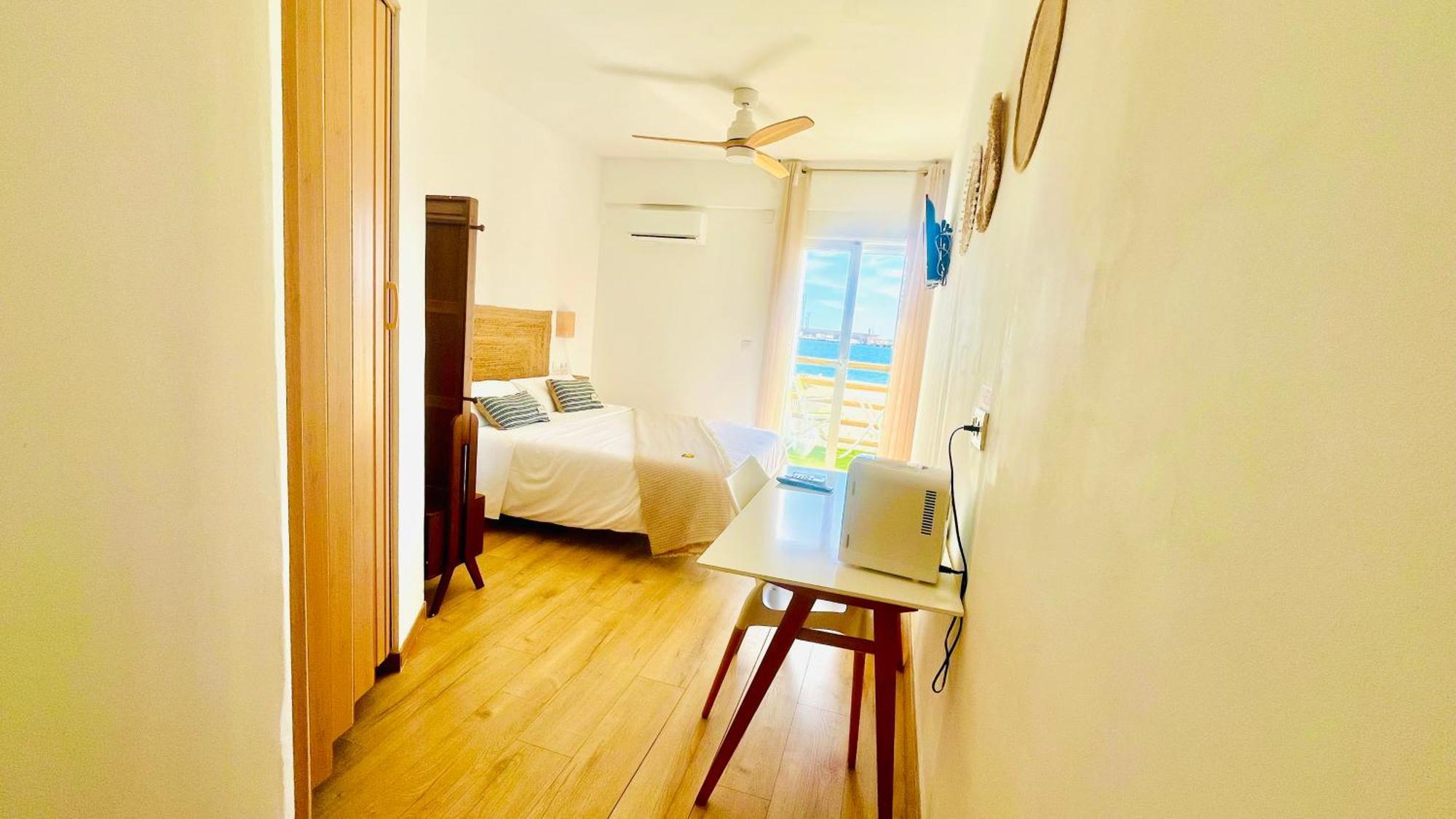 Hostal Playa Dreams Nautico Adults Garrucha Εξωτερικό φωτογραφία
